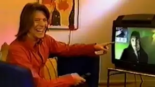 David Bowie Answers Fan's Questions from Hotel Room in Austria