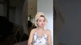 Tante cantik habis mandi belum pake BH