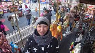 Гум ярмарка Карусель на Красной площади