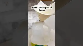 Filter Cooking Oil Using A Paper Towel #shorts