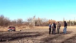 БЫКИ ОТЖАЛИ МОЙ МЕТАЛЛОИСКАТЕЛЬ НА КОПЕ В КРЫМУ / КОП МОНЕТ С EQUINOX 800 / ОПАСНЫЙ КОП МОНЕТ 4К
