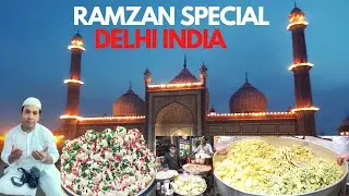 IFTAR AT JAMA MASJID DELHI STREET FOOD RAMZAN SPECIAL FIRST ROZA 2021 OLD DELHI INDIAN STREET FOOD