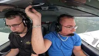 Flight in a Piper PA-28, Cherokee 140