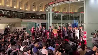 Scene from last trading day of the year at Tokyo Stock Exchange [4K/RAW VIDEO]
