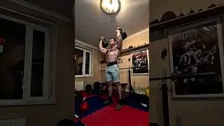 Стабильные 12 повторов с моими любымими гирями по 50,7кг 💪 
