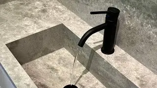 Двобічна кухня, практичні рішення які зберігають простір, невидима індукційна плита