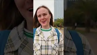 Засунула руку в чужой стакан