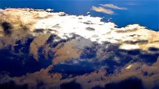 Туча с Золотыми Краями. Небо, Тучи, Движение Облаков. Футаж Туча. Футажи для видеомонтажа