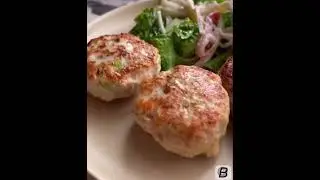 Котлеты с кабачком ! Попробуй,очень вкусно