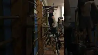 Бью новый рекорд на брусьях с доп весом 24 кг