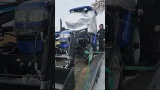 Доставка трактора Ловол 244