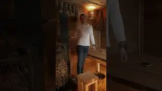 Табурет или стул в парной. Чтобы не болела спина и было удобно. 