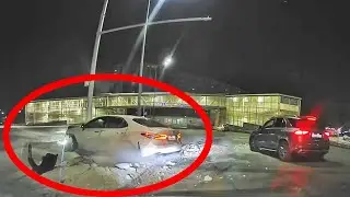 Toyota Camry вылетела на кольцо, врезалась в машину, отлетела в столб и заскочила во внутрь кольца