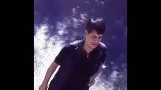 Камерага тушиб колган, угри запал. Запал - zapal.