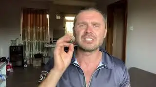 Никогда не скачиваете такие файлы. Чтобы обезопасить свои соцсети