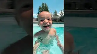 Baby Swimming Underwater 🥰 