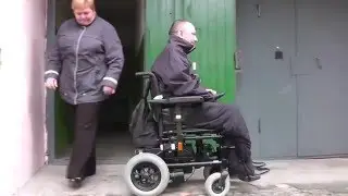 Помощь инвалиду