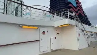 Hi guys let’s go to Hawaii ✈️🛳️🌸
