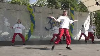 Выступление ансамбля танца 