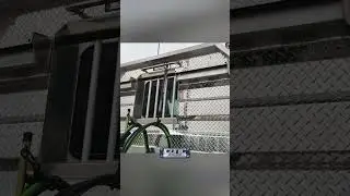 Iconic Flat/Open Headache Rack on a New Peterbilt
