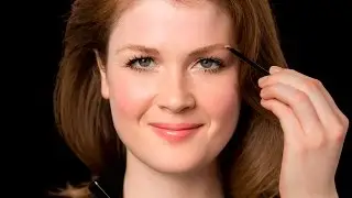 How to Shape Eyebrows with the Toppik Brow Building Fibers Set