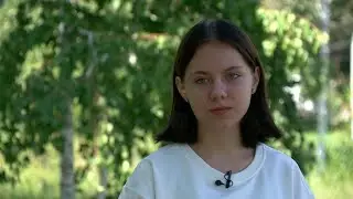 "Не хочу рассказывать, что было": 13-летняя Ева - в рубрике "Жду маму"