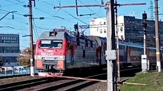 ЭП1М-669 с последним рейсом двухэтажного поезда №542 Москва - Адлер