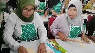 Dibantu Dana CSR Pertamina, Koperasi Hamas Sehat Indonesia Gelar Pelatihan Pembuatan Roti