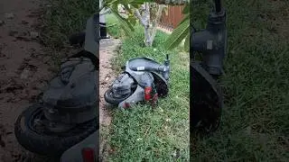Бросили скутер в Дубае