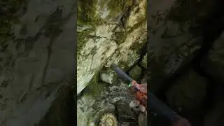 Defineci Oymanın İçinden Hazineleri Çıkarıyor !!