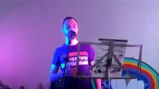 Видео с нашего спонтанного учебного концерта