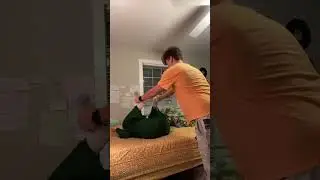 Bu hareket gaz çıkartıyormuş 😂 Dene