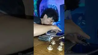Guitar solo en la estación del tren