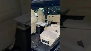 в салоне Lixiang L9 теперь также комфортно, как и в салоне Maybach,  посавили консоль со столиками