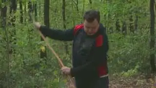 Снаряжаем лук (надеваем тетиву на лук)