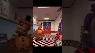 Withered Freddy beats up Bonbon... 