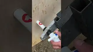 Несколько способов ремонта пластиковых труб без отключения системы😎