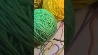 Knitting the original granny square 