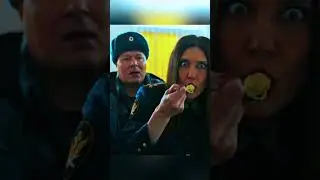 Зэки жарят тараканов 🤣 