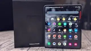 Samsung Galaxy Z Fold 5 