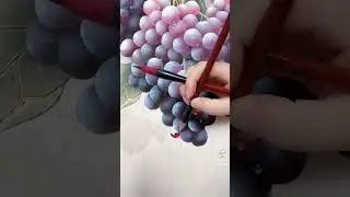 Китаянка нарисовала виноград как будто настоящий  