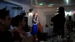 Sheila dando uma canja cantando Big Girls Don't Cry da Fergie