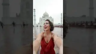 Wait for Selfie photos at Tajmahal 😍 #waitforit #tajmahal #photoidea #selfie #trickshots