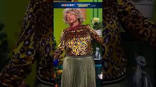 Девочка Оля 🤣 