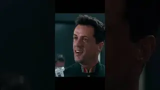 Он не знает как пользоваться ракушками | Разрушитель (1993) 