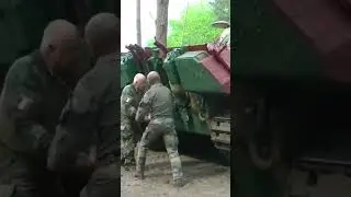 ЗАПУСК ДВИГАТЕЛЯ НЕМЕЦКОГО ТАНКА ПАНТЕРА !