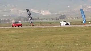 Chevy Corvette races a Dodge Viper at Shift-S3ctor Coalinga 2016
