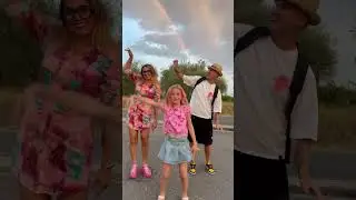 Giorgia e Papà Salvo ballano la nostra nuova canzone L'Arcobaleno con Mamma Cinzia! #shorts