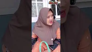 AZKA NGAMBIL MAKANANNYA IBU IPEH😬😁🙏 