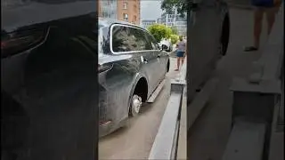 Своровали все колеса на Lixiang за ночь в Екатеринбурге